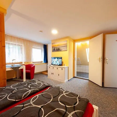 Alte-strandvogtei-ferienwohnungen 호텔 Sellin (Rugen)